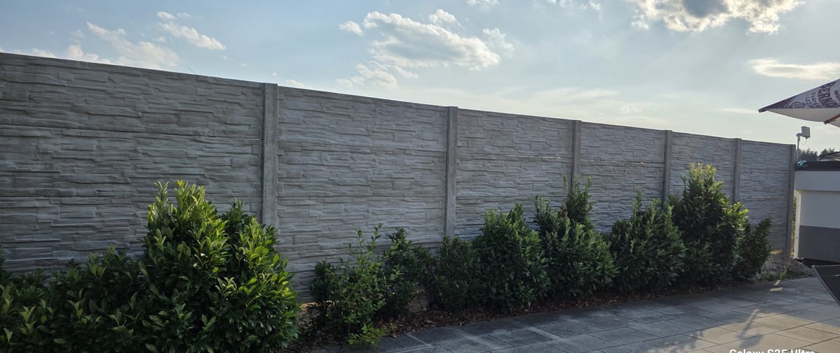 Realizace betonového plotu VM BETON 7
