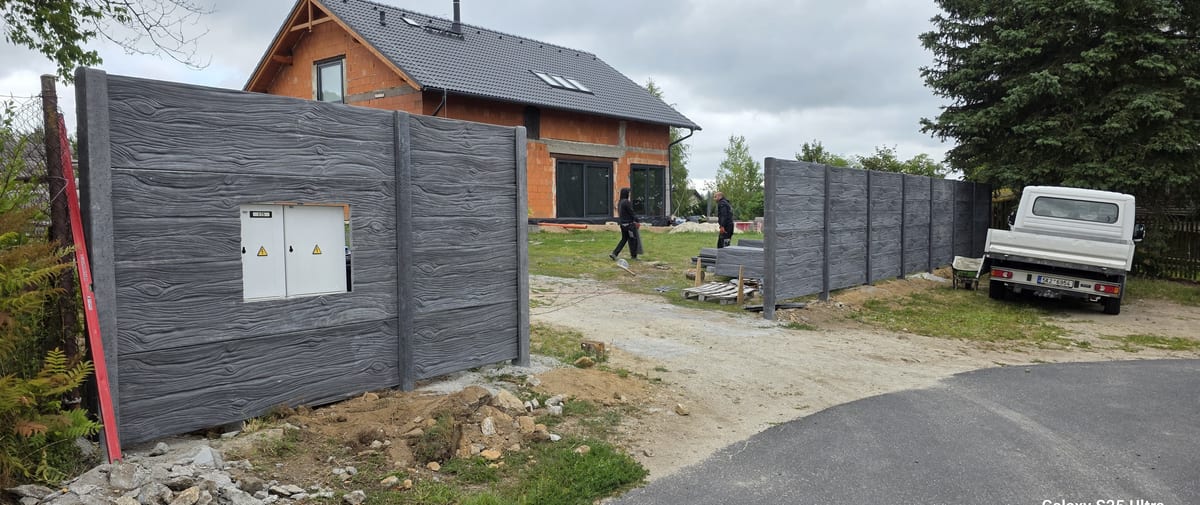 Realizace betonového plotu VM BETON 12