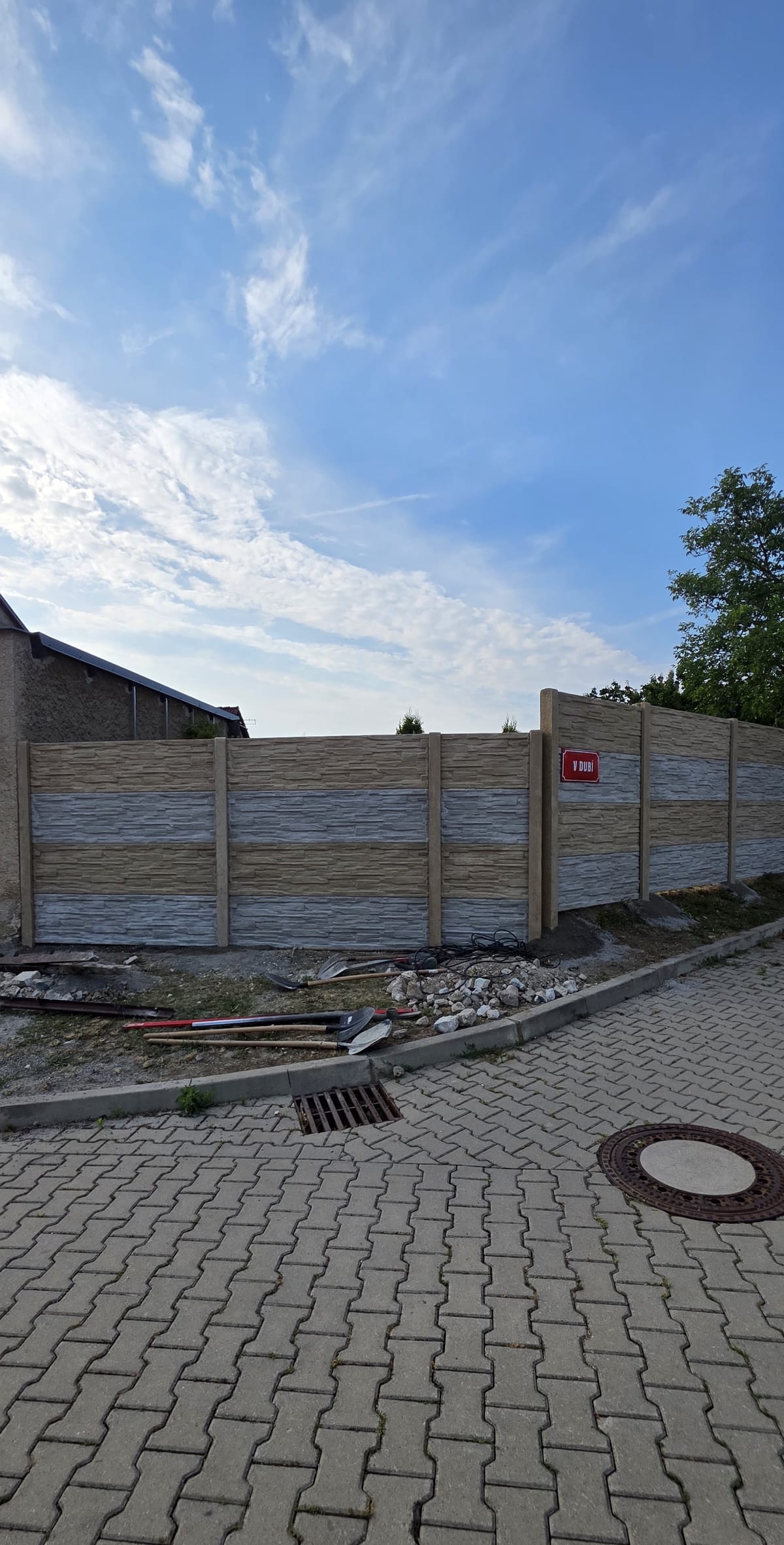Realizace betonového plotu VM BETON 17
