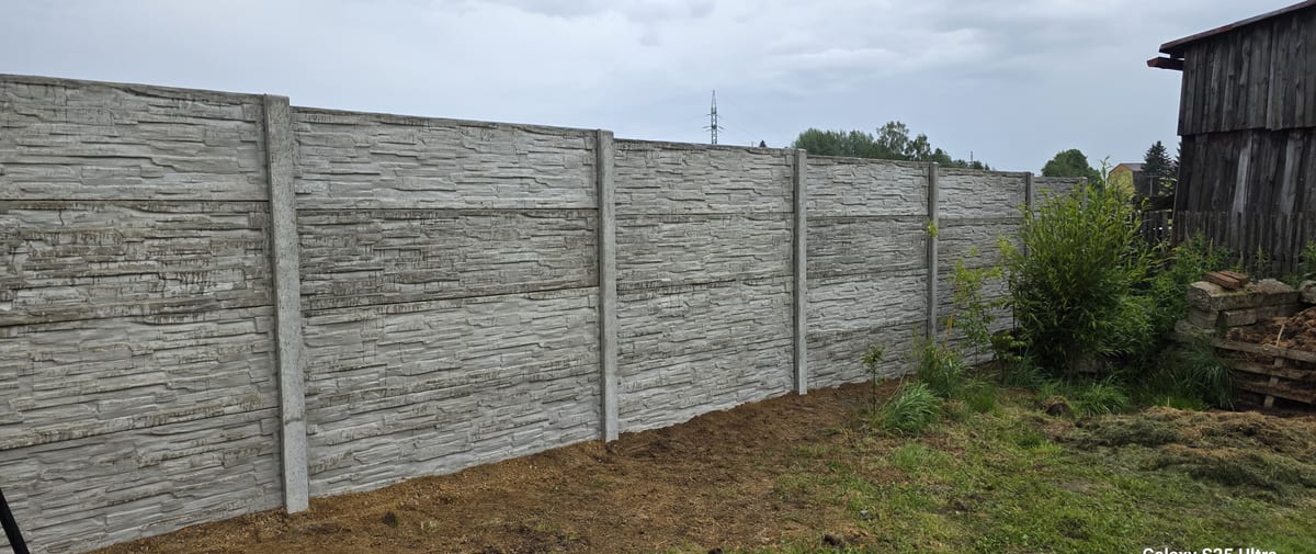 Realizace betonového plotu VM BETON 21