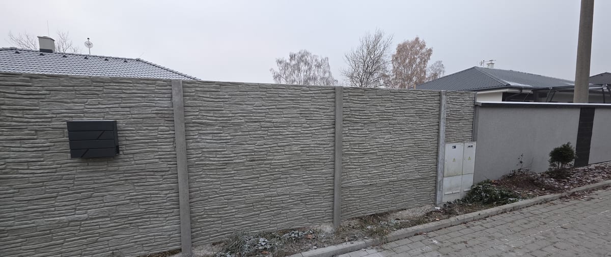 Realizace betonového plotu VM BETON 31