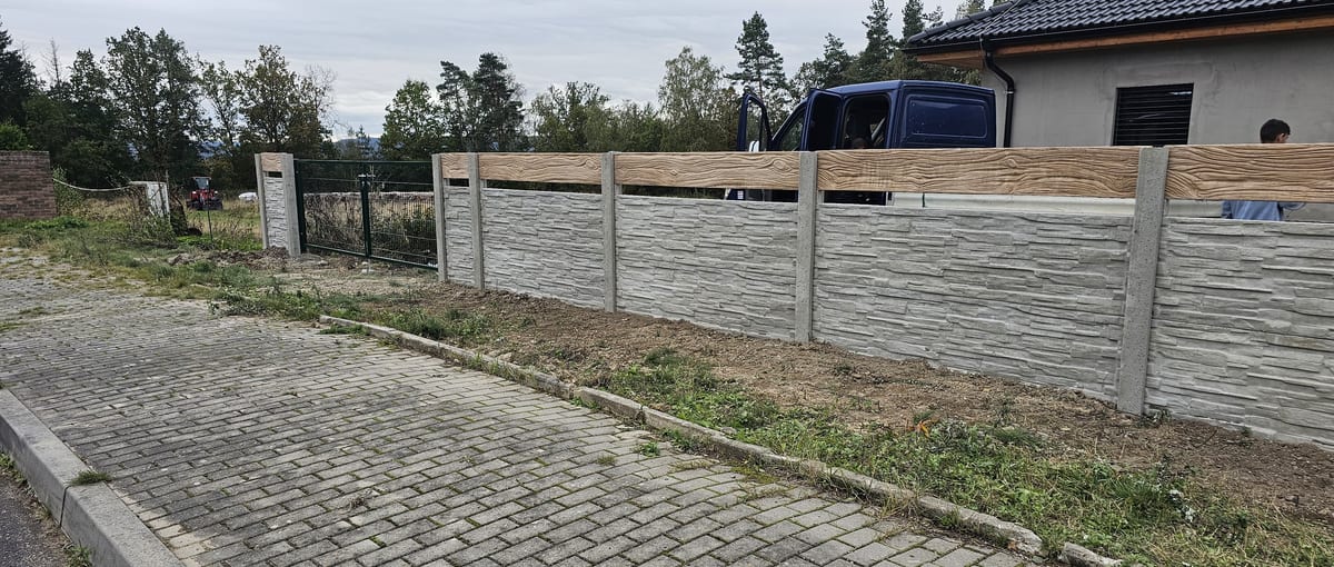Realizace betonového plotu VM BETON 44