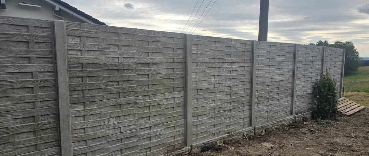 Realizace betonového plotu VM BETON 51